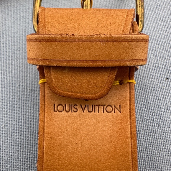 Louis Vuitton Tan Key Holder with Beaded Chain - Picture 3 of 5